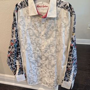 Robert Graham LIMITED EDITION Men's Multicolor Signature Embroidered Shirt.